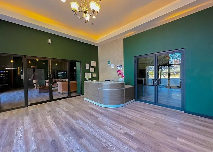 Massive Luxury 5br Loft For Groups Up To 12 Guests With Optional Parking And Gym Access Near Mccormick Place And Soldier Field Apartamento Chicago